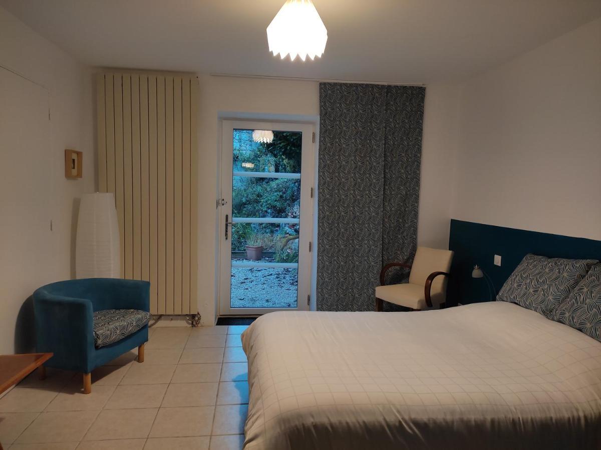 Le Logis Du Pradet Bed & Breakfast Moncrabeau Luaran gambar